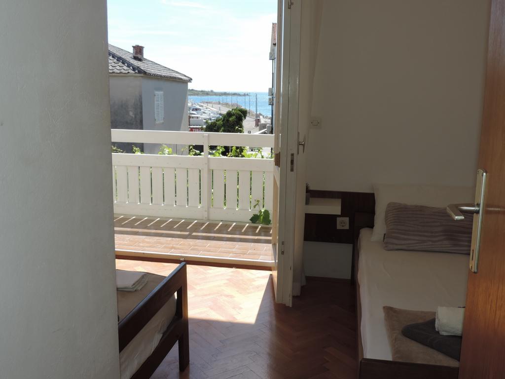 Apartment Vidas Novalja Eksteriør bilde