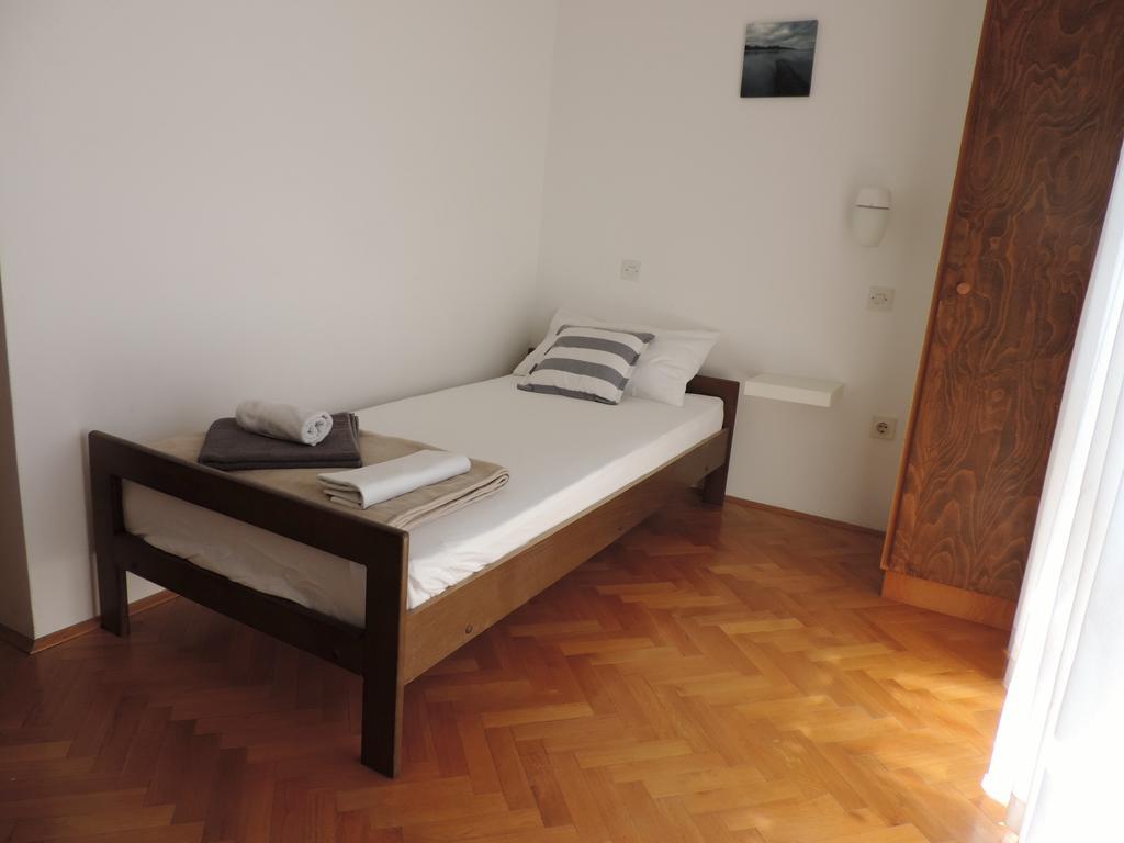 Apartment Vidas Novalja Eksteriør bilde