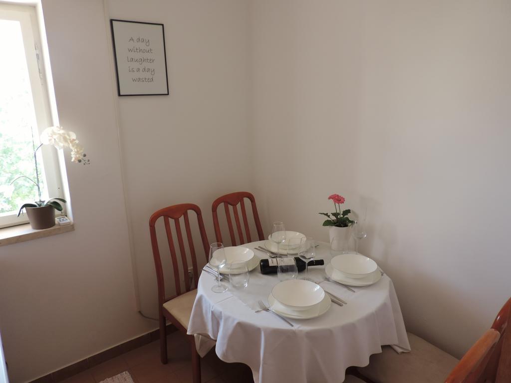 Apartment Vidas Novalja Eksteriør bilde