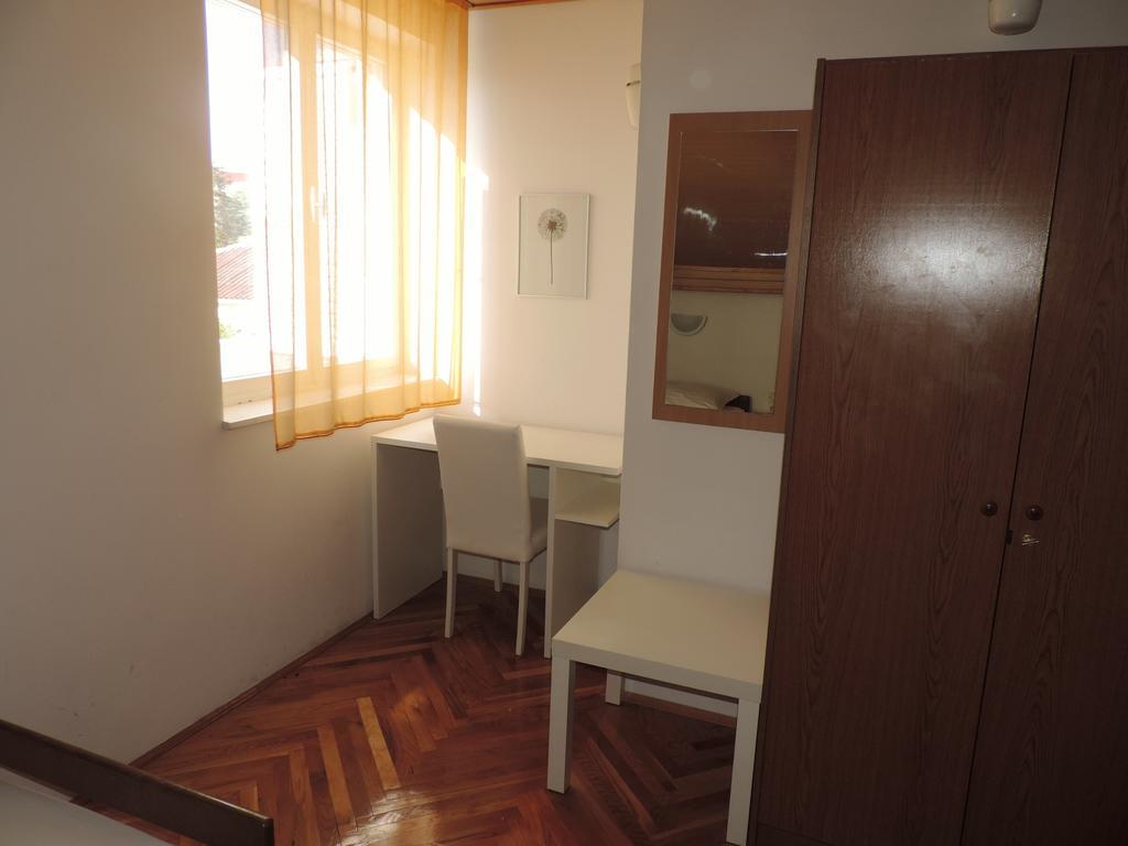 Apartment Vidas Novalja Eksteriør bilde