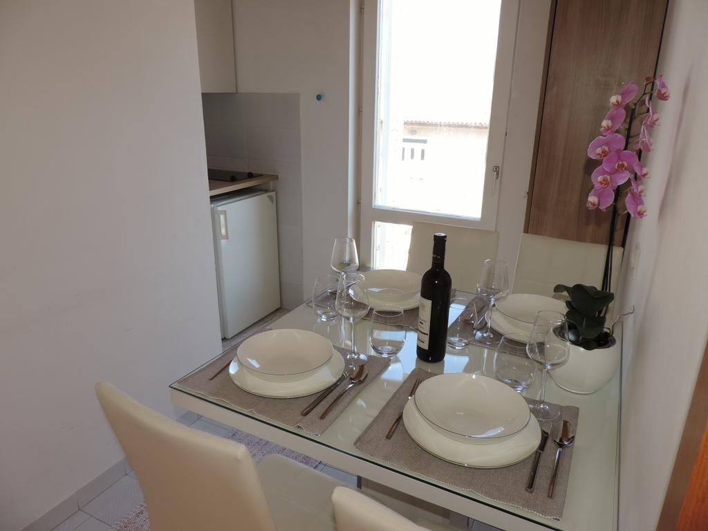 Apartment Vidas Novalja Eksteriør bilde